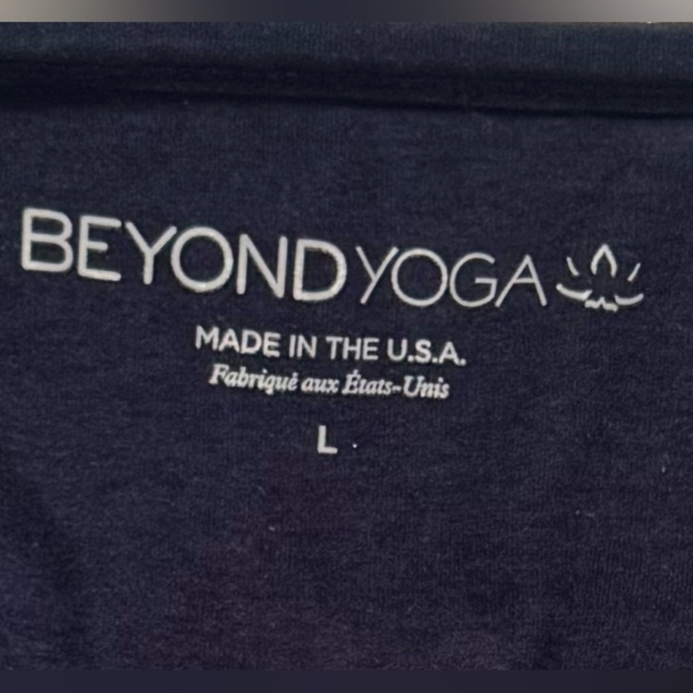 Beyond Yoga Blue Sports Bra - Picture 6 of 6